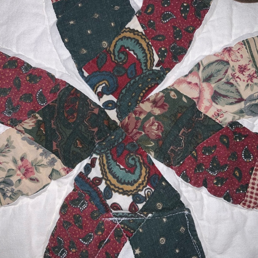 Handmade Patchwork Quilt Coat | Vintage Wedding Ring Design, Large - Picture 5 of 7